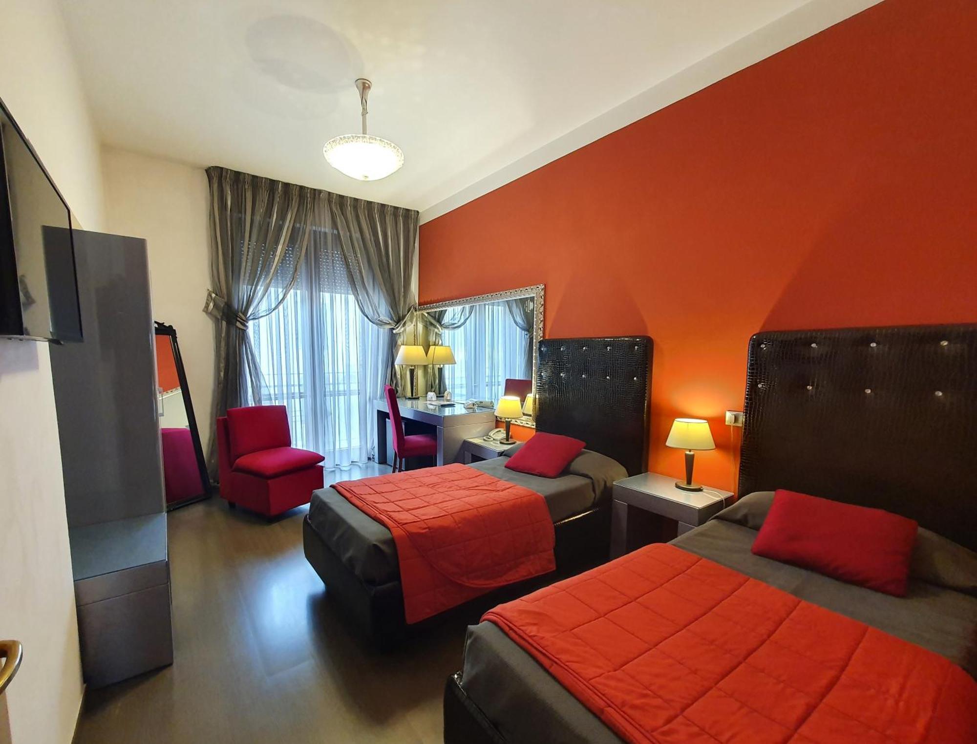 ארצו Hotel Continentale מראה חיצוני תמונה