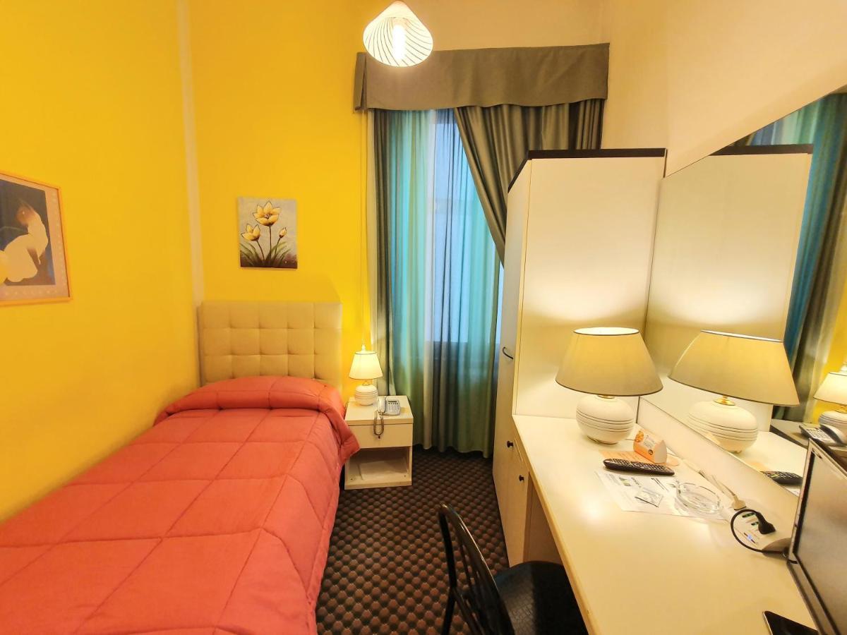 ארצו Hotel Continentale מראה חיצוני תמונה